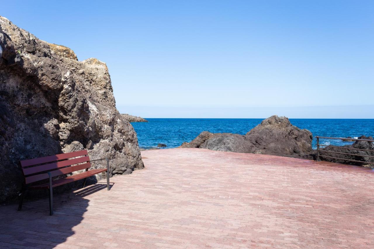 Home2Book Stunning Beachfront House With Sea Views Candelaria Exteriér fotografie